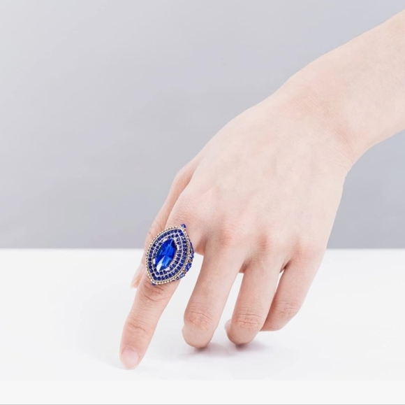 Women's ring Antique gold big ring gemstone ring